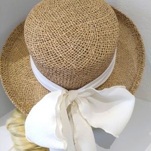 Beautiful sun hat!🏖🌞🏖🌞